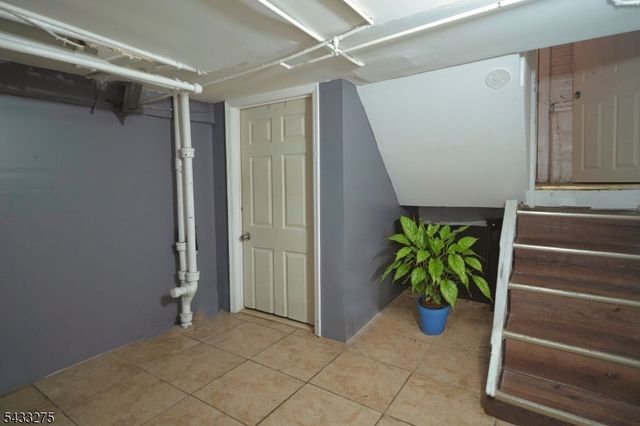 63 Grove St, Bloomfield Twp., NJ 07003