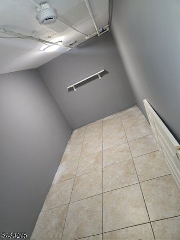 63 Grove St, Bloomfield Twp., NJ 07003