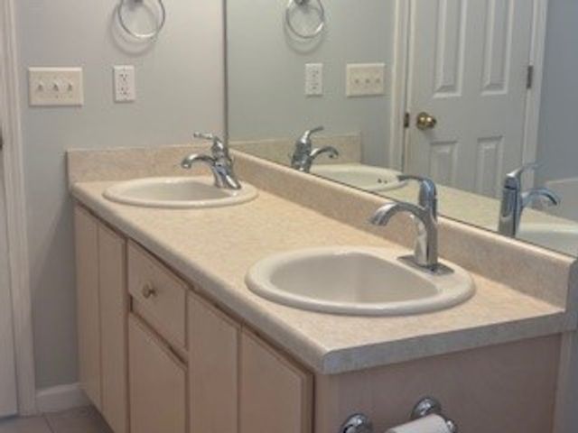 120 Magnolia Ct Court, Kingsland, GA 31548