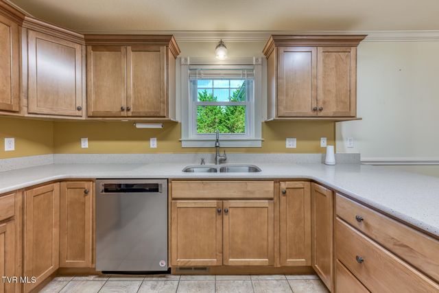242 Sweetgrass Lane, Jonesborough, TN 37659