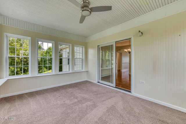 242 Sweetgrass Lane, Jonesborough, TN 37659