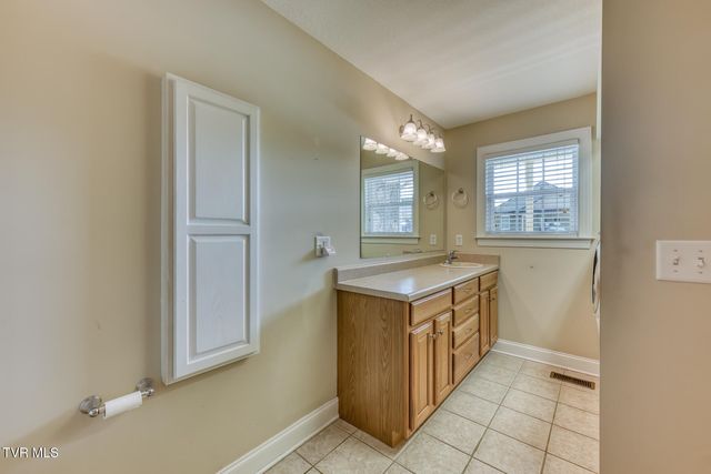 242 Sweetgrass Lane, Jonesborough, TN 37659