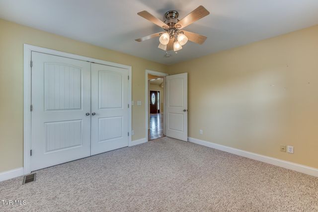 242 Sweetgrass Lane, Jonesborough, TN 37659