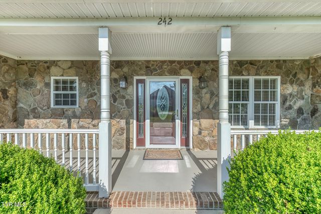 242 Sweetgrass Lane, Jonesborough, TN 37659