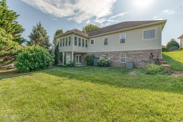 242 Sweetgrass Lane, Jonesborough, TN 37659