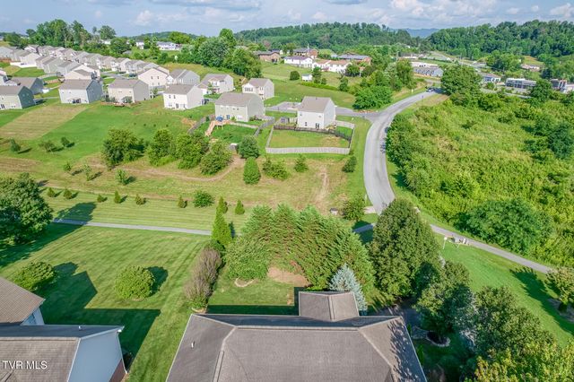 242 Sweetgrass Lane, Jonesborough, TN 37659