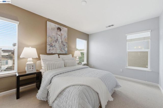 6005 Hillbrook Pl, Dublin, CA 94568