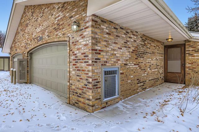 1935 Harbor Lane N, Plymouth, MN 55447