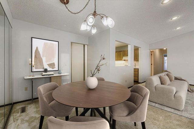 1935 Harbor Lane N, Plymouth, MN 55447