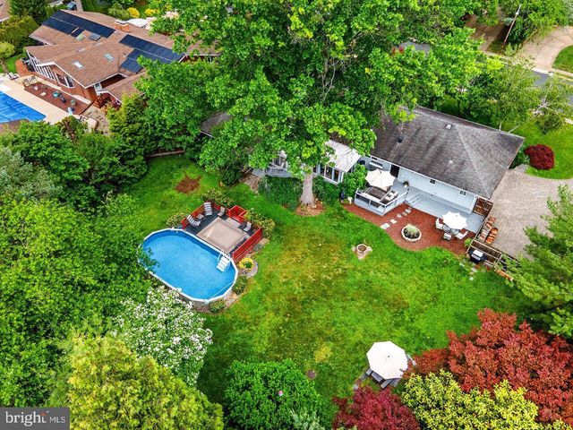 17 AZALEA WAY, Hamilton, NJ 08690