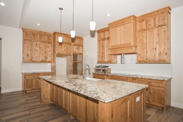 401 DESERT QUAIL Road, Canyon, TX 79015