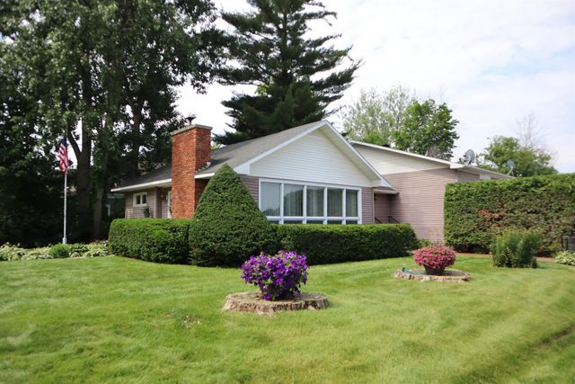 21 Mott Street, Alburgh, VT 05440