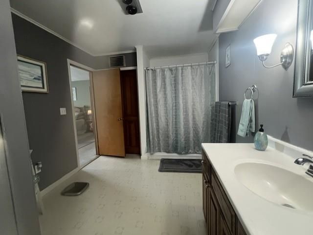 21 Mott Street, Alburgh, VT 05440