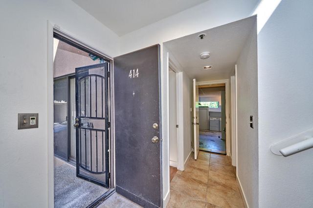 414 W Village Square N, Palm Springs, CA 92262