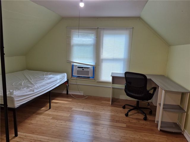 41 Kron Street, Rochester, NY 14619