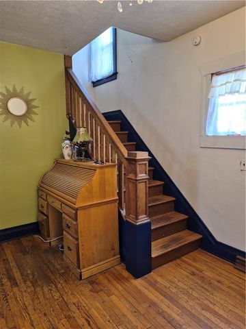 41 Kron Street, Rochester, NY 14619
