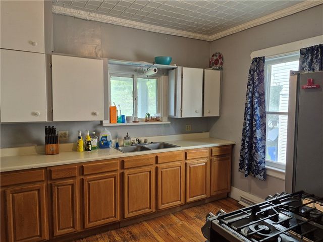 41 Kron Street, Rochester, NY 14619