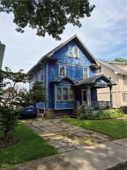 41 Kron Street, Rochester, NY 14619
