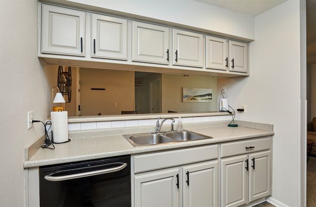 101 NW 8th Street 102, Grimes, IA 50111