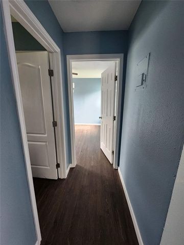 1246 Golla Dr, Corpus Christi, TX 78407