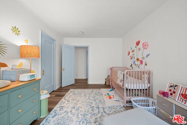 915 S Wooster Street, Los Angeles, CA 90035