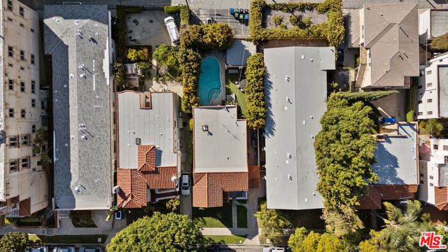 915 S Wooster Street, Los Angeles, CA 90035