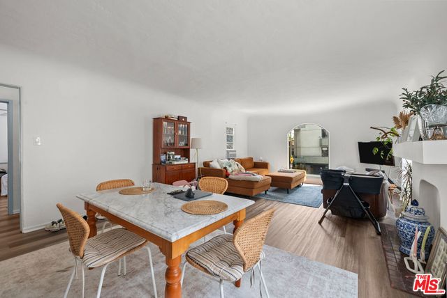 915 S Wooster Street, Los Angeles, CA 90035