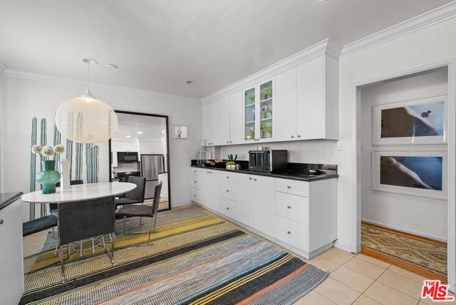 915 S Wooster Street, Los Angeles, CA 90035
