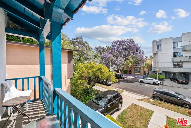 915 S Wooster Street, Los Angeles, CA 90035