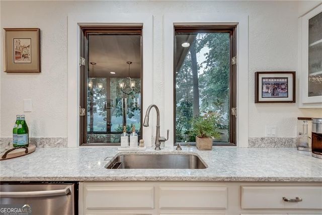 4085 Roxburgh Drive, Roswell, GA 30076