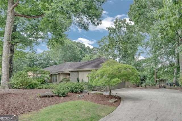 4085 Roxburgh Drive, Roswell, GA 30076