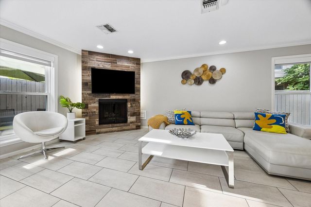 5714 Innsbruck Street, Bellaire, TX 77401