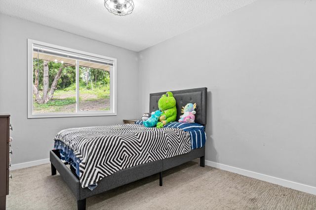 2200 Horizon Road, Burnsville, MN 55337