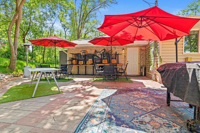 2200 Horizon Road, Burnsville, MN 55337