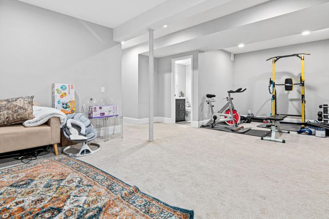 2200 Horizon Road, Burnsville, MN 55337