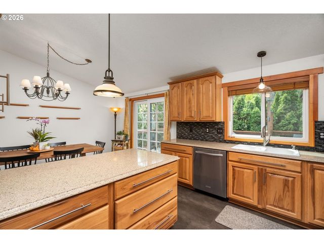 5420 Se ALDERCREST Rd, Milwaukie, OR 97222