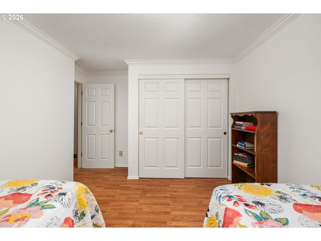 5420 Se ALDERCREST Rd, Milwaukie, OR 97222