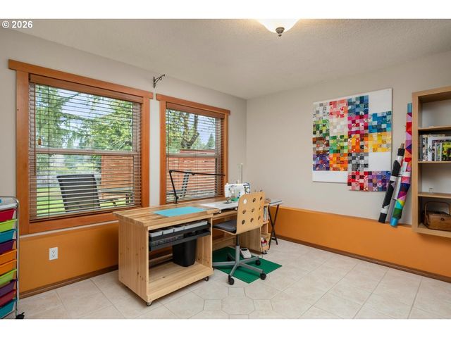 5420 Se ALDERCREST Rd, Milwaukie, OR 97222