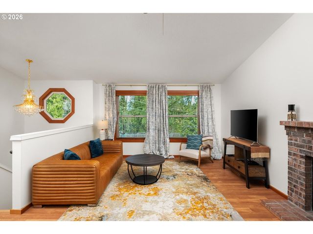 5420 Se ALDERCREST Rd, Milwaukie, OR 97222