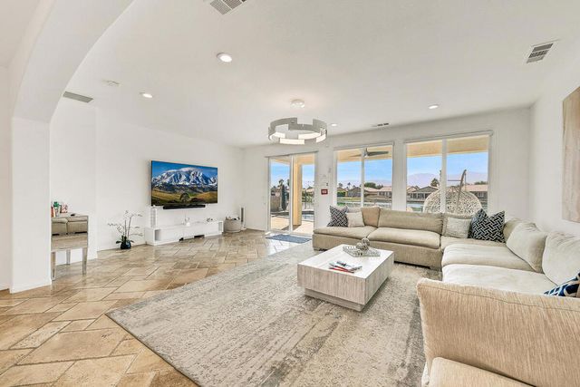 84325 Canzone Drive, Indio, CA 92203