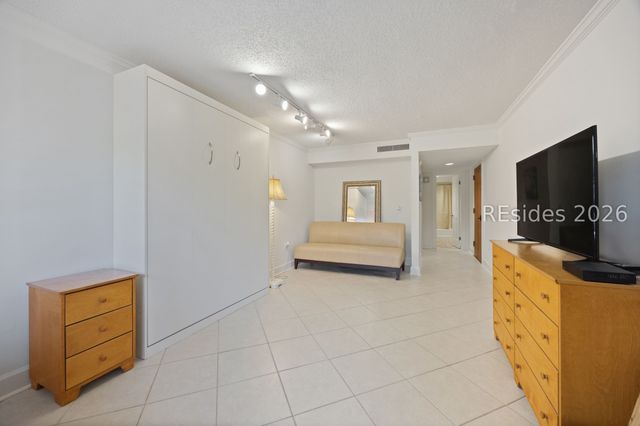 34 S Forest Beach Dr Apt A2, Hilton Head Island, SC 29928