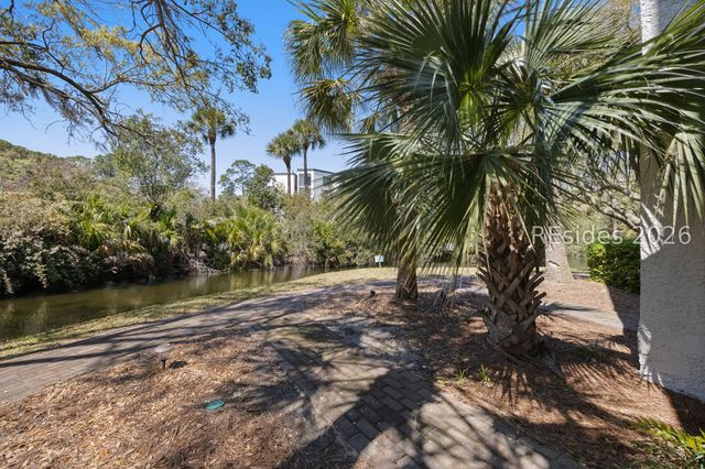 34 S Forest Beach Dr Apt A2, Hilton Head Island, SC 29928