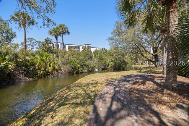 34 S Forest Beach Dr Apt A2, Hilton Head Island, SC 29928