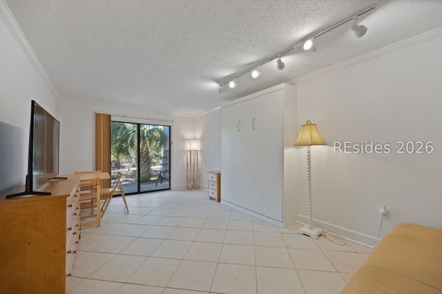 34 S Forest Beach Dr Apt A2, Hilton Head Island, SC 29928