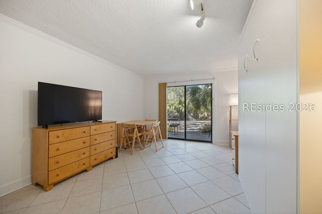 34 S Forest Beach Dr Apt A2, Hilton Head Island, SC 29928