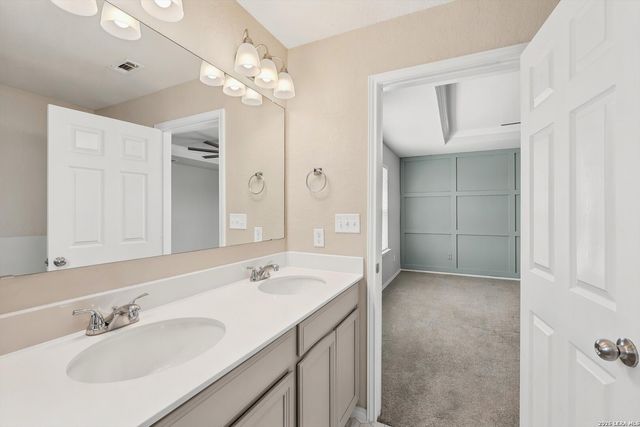 10135 Reyes Heights, San Antonio, TX 78254