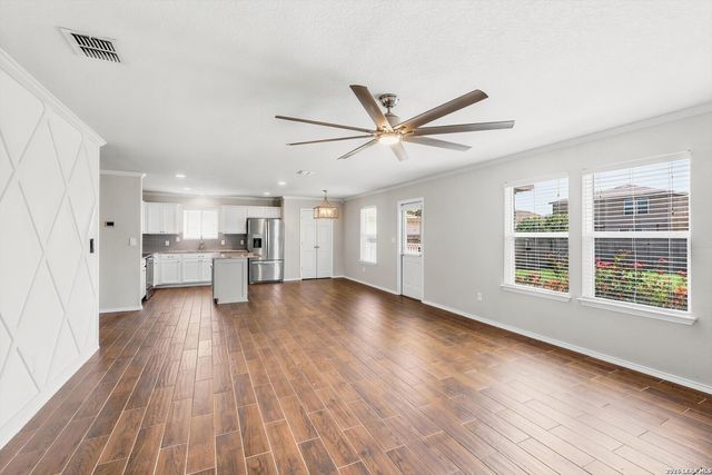 10135 Reyes Heights, San Antonio, TX 78254