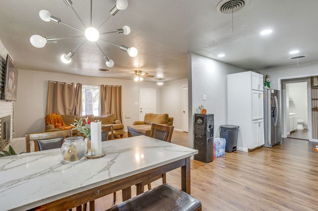 6200 Forest Hill Drive, Forest Hill, TX 76119