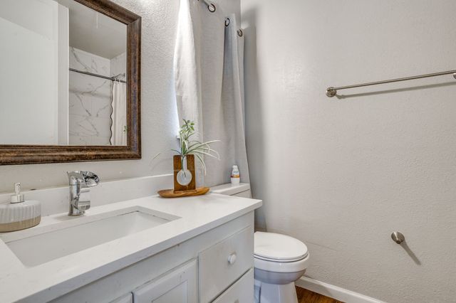 6200 Forest Hill Drive, Forest Hill, TX 76119