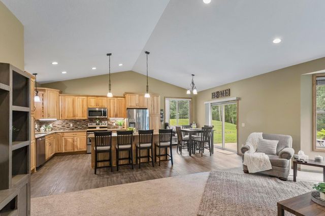 567 135th Street NW, Monticello, MN 55362